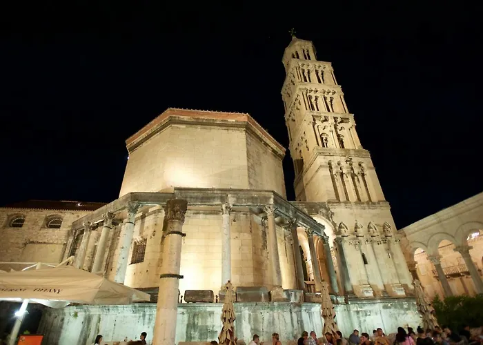 Sunny Rooftop شقة